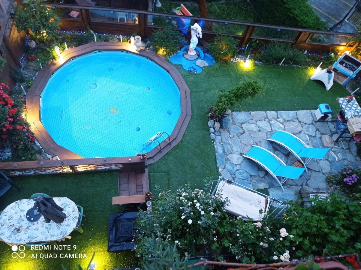 Comfortable Apartment With Panoramic View 65 M² Shared Pool Challand Saint Victor Esterno foto